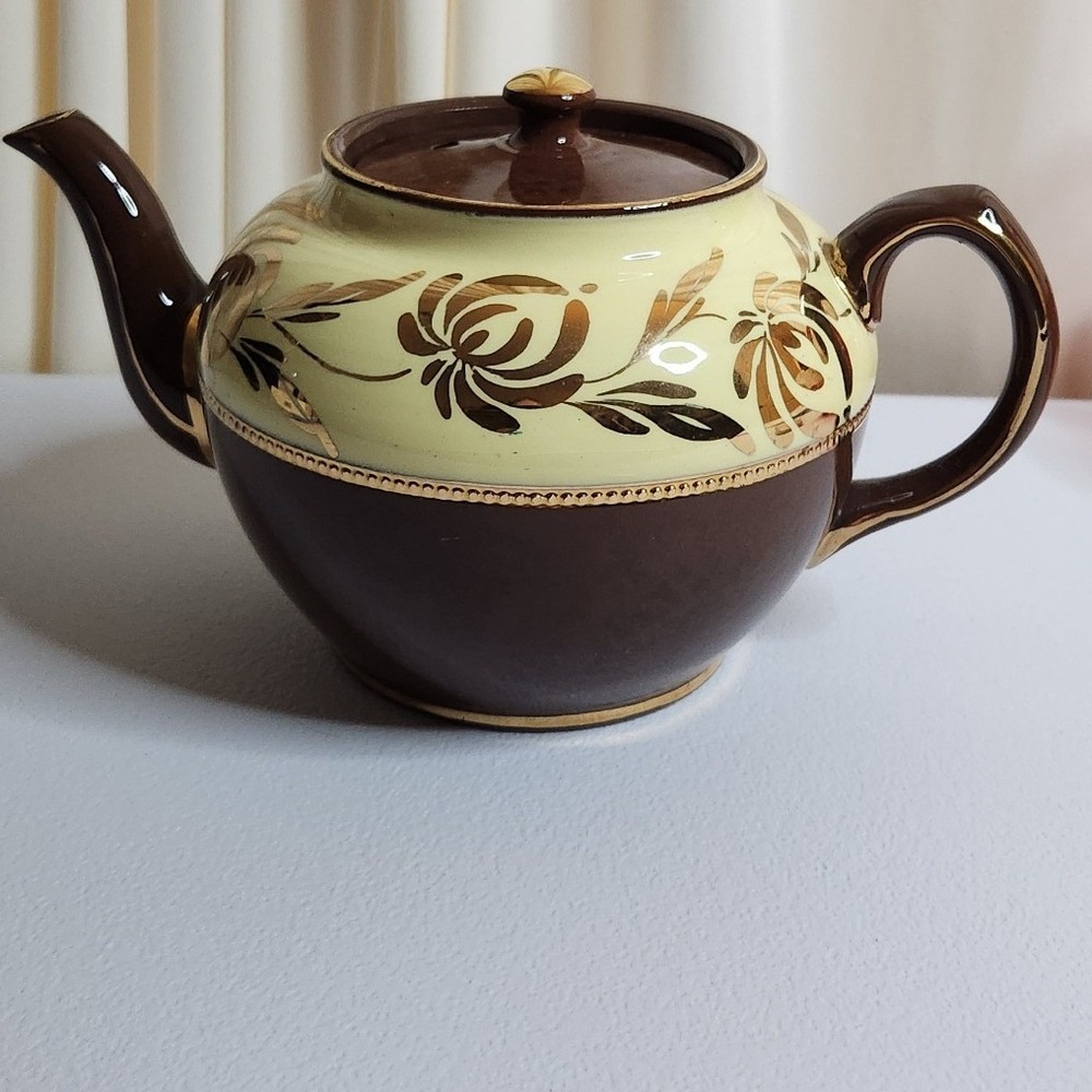 Sadler Pottery Brown Betty Teapot